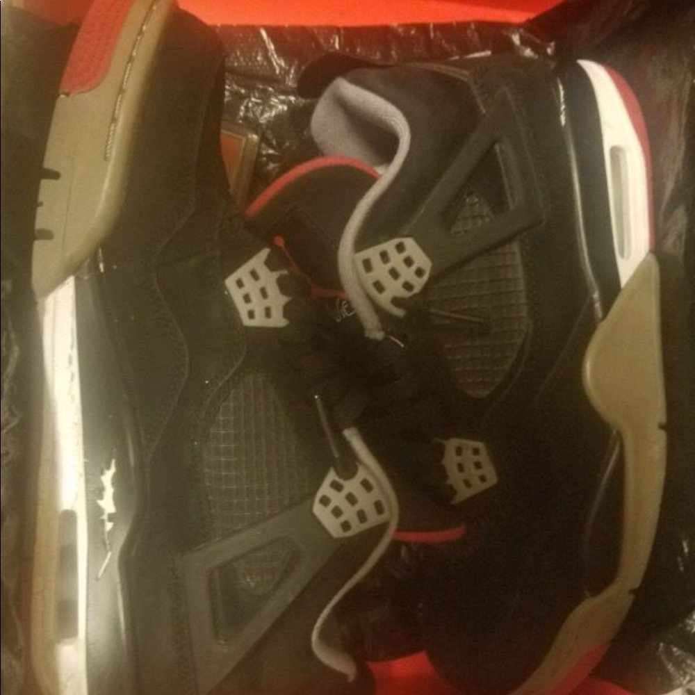 Air Jordan 4 Bred size 8